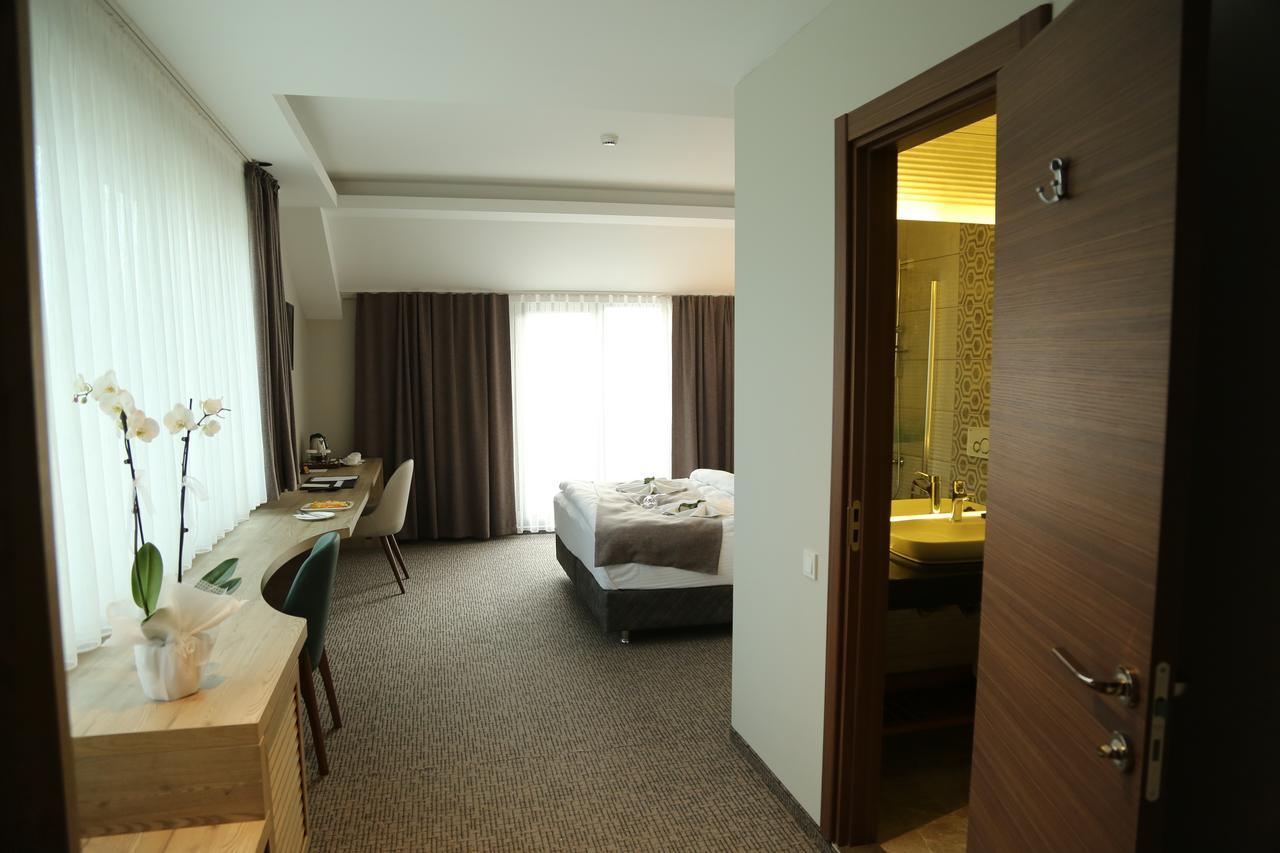 Hotel City Inegoel Экстерьер фото